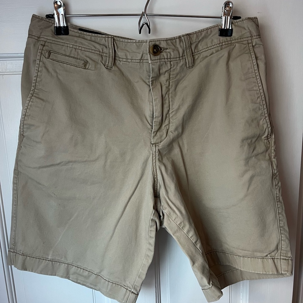 Men's Khaki Shorts